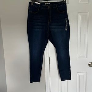 Plus Size Skinny Jeans